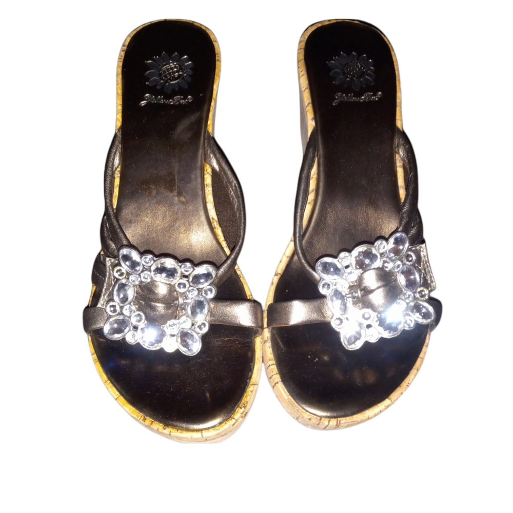 Women's Yellow box Sandals Size 7 1/2